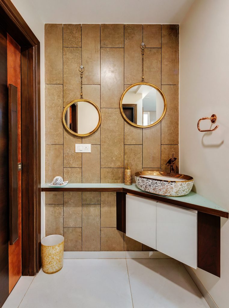 Nowoczesna łazienka inspirowana bizantyjskim złotem