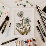 Obrazy kwiaty – 6 pomysłów na dekoracje ścienne z motywem kwiatowym